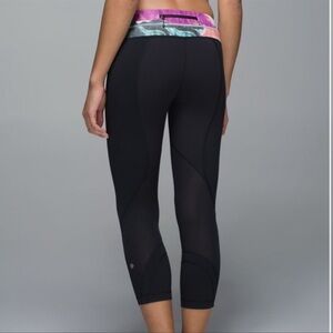 Lululemon Crop II *Full-On Luxtreme (Mesh)